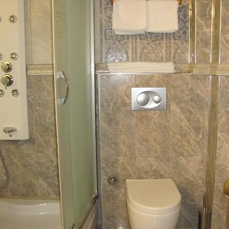 فندق مبيت وإفطار Kaya 3*