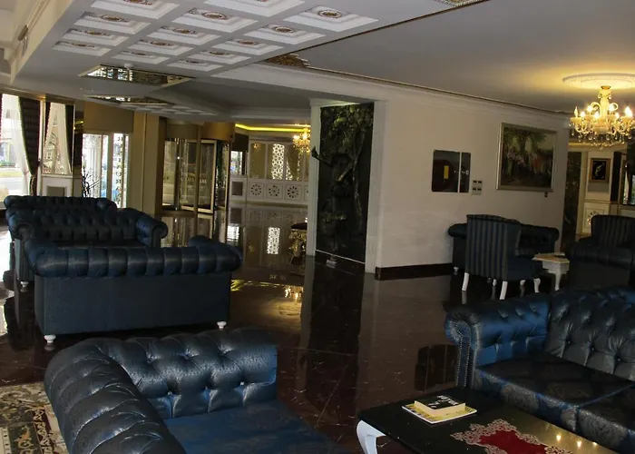 Couette-café Kaya 3*